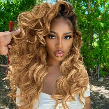 Ombre Honey Blonde Body Wave Human Hair 13X4 Lace Front Wig